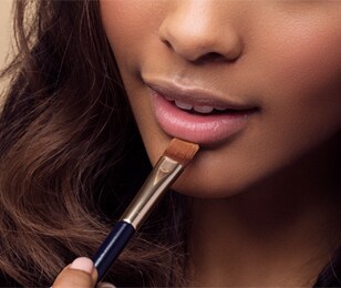 3 Minute 
Beauty: Lip Perfector