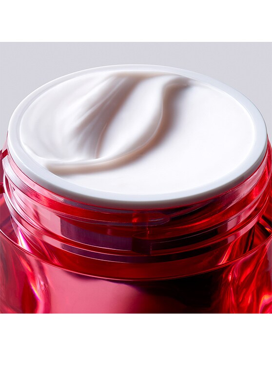 Nutritious Super-Pomegranate