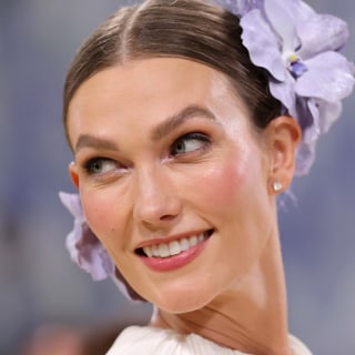  Karlie Kloss at met gala