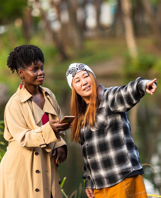 photo of women doing acts of kindness